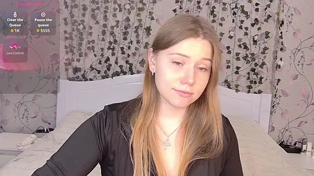  influensii  online show from December 5, 6:02 am