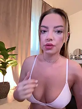 Sandra Jo online show from December 2, 6:15 am