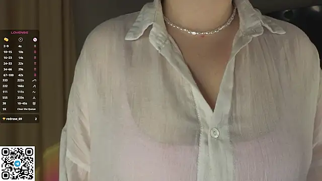 Snapshot of VanessaGrome chatting on September 14, 7:23 pm VanessaGrome online show from September 14, 7:23 pm