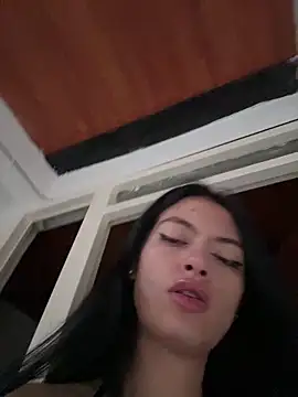 LiaCollings online show from February 11, 11:55 am