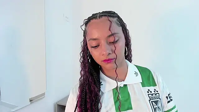 Angellit Afrodita  online show from December 4, 12:29 pm