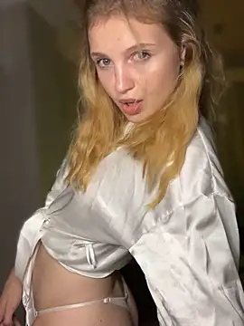 Emaline Fane online show from October 26, 6:36 pm