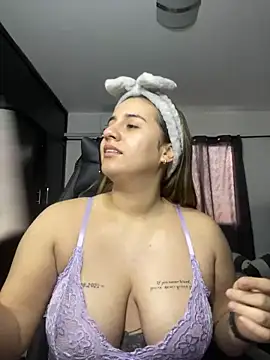 Snapshot of Lana_Herondale chatting on September 24, 9:25 pm Lana Herondale online show from September 24, 9:25 pm