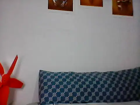 Snapshot of nhayasquirt chatting on October 14, 10:07 am nhayasquirt online show from October 14, 10:07 am