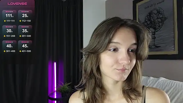 Snapshot of DebiHenks chatting on September 11, 6:08 pm DebiHenks online show from September 11, 6:08 pm