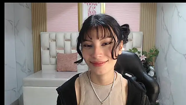 Snapshot of verana_s chatting on October 17, 3:54 am verana s online show from October 17, 3:54 am