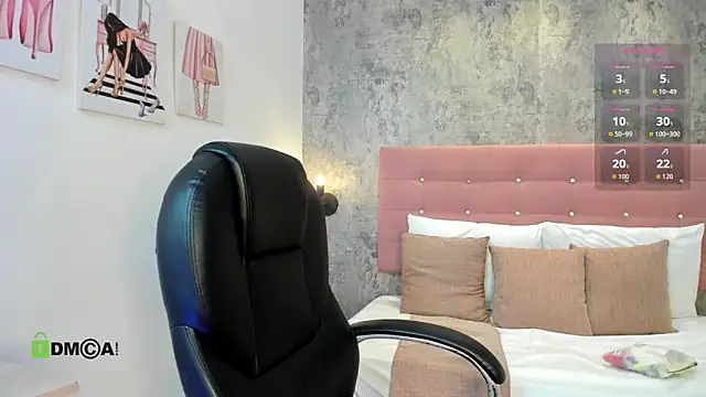 brithanycollins online show from October 2, 12:32 pm