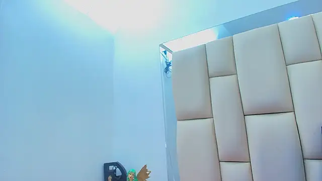 sweet amye online show from February 4, 7:06 pm