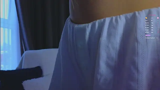 VirginiaHouston online show from November 15, 6:03 am