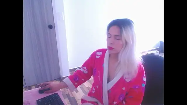 mystica 25 online show from November 13, 5:01 pm