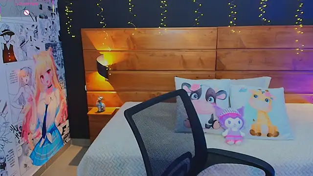 hanna kimura online show from January 12, 8:03 pm