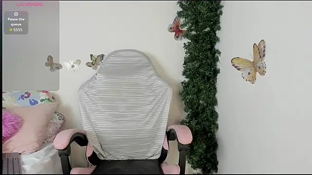 mari-ross online show from January 13, 2:50 am