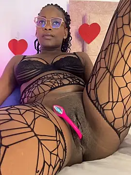 kendra smiitch online show from February 15, 11:15 pm