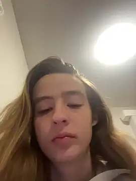 SeccySerena online show from January 9, 10:25 pm