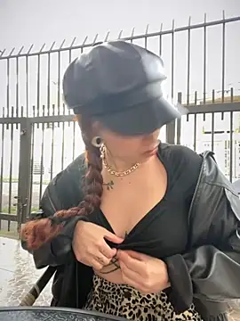 Sallem Pink online show from November 4, 11:48 am