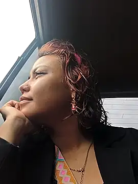 TamaraMera online show from January 7, 2:20 pm