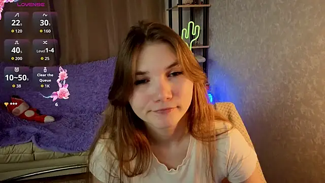 Snapshot of Nika_OMG chatting on September 22, 7:45 pm Nika OMG online show from September 22, 7:45 pm