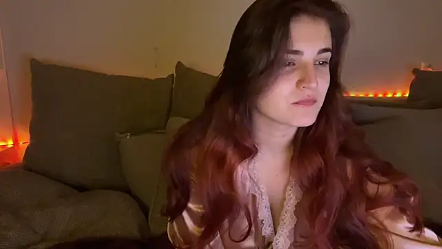 Vivalenti Kiss online show from December 14, 4:24 pm