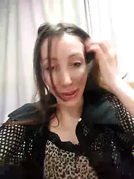 HellaryTourent online show from February 23, 5:12 pm