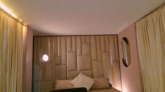 Snapshot of AgathaKondo_ chatting on October 16, 8:33 pm AgathaKondo online show from October 16, 8:33 pm