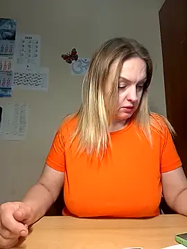 Ami Foxy online show from May 11, 5:42 am