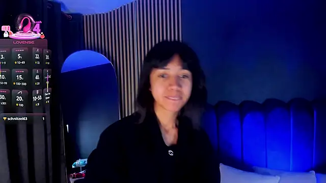 Snapshot of Gina_77 chatting on October 14, 12:08 pm Gina 77 online show from October 14, 12:08 pm