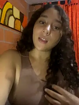 Snapshot of AnaisVelvet11 chatting on October 18, 1:41 am AnaisVelvet11 online show from October 18, 1:41 am