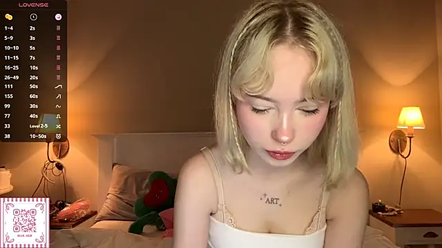 FlowMia online show from September 27, 5:42 pm