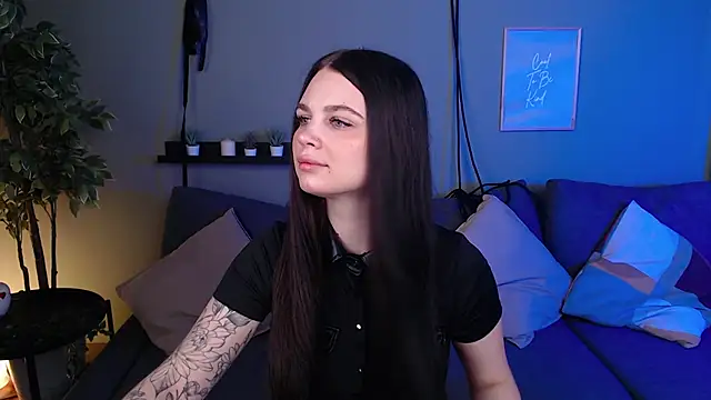 Snapshot of Michela_Fruet chatting on September 18, 1:04 am Michela Fruet online show from September 18, 1:04 am
