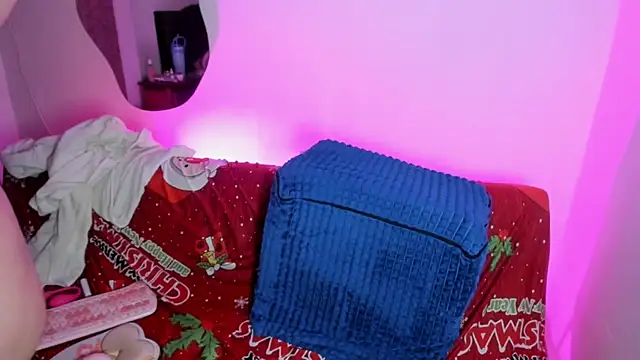 snow doll online show from December 19, 11:19 pm