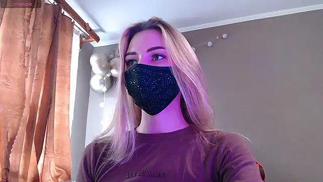 Iris lave online show from November 13, 12:04 pm