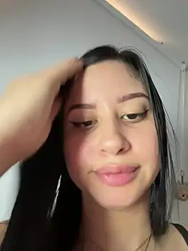 lucy grey25 online show from March 1, 5:01 pm