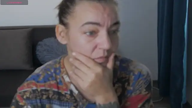 KatyNolann online show from October 25, 9:17 am