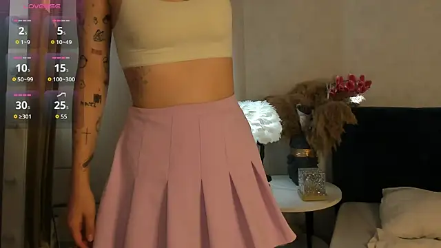 Kati Li online show from September 16, 10:12 am