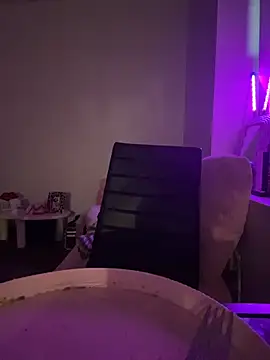 Tu GataLinda online show from November 11, 1:30 pm