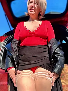 Milena-MilfaXXX online show from March 26, 4:25 am