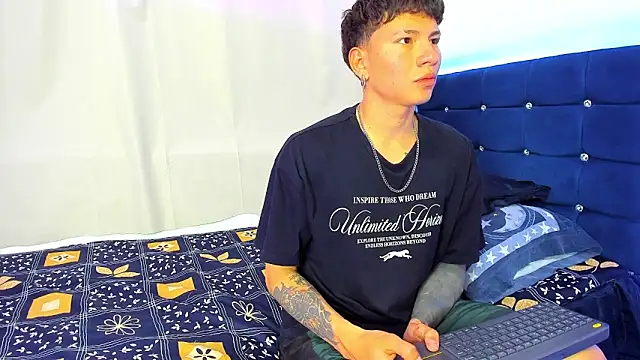 Tatiiana n Damiian online show from September 15, 9:33 pm