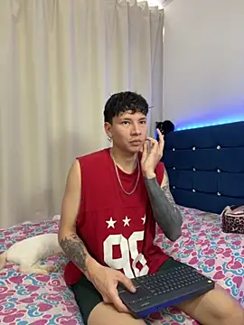 Tatiiana n Damiian online show from November 5, 9:31 pm