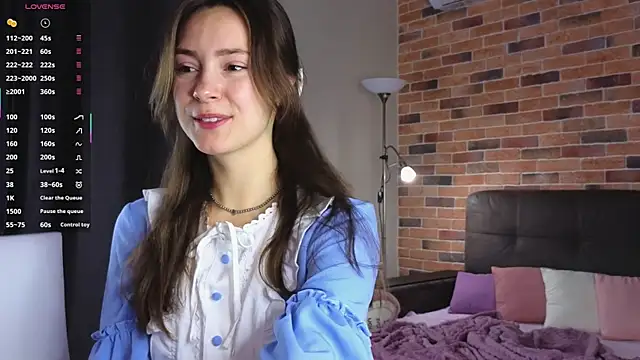 JasminDoroti online show from October 6, 6:19 am