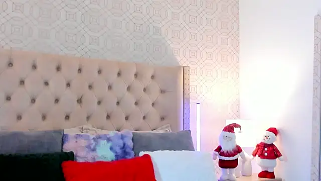 SuccubusDolly online show from December 19, 8:01 pm