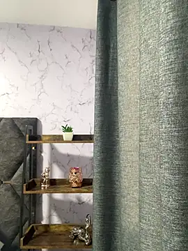 AmyMartinelli online show from October 23, 9:10 pm