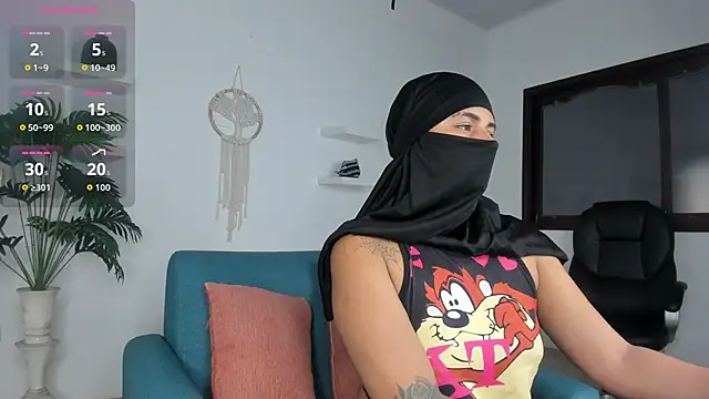 Snapshot of zali_mahamed chatting on October 16, 11:02 am zali mahamed online show from October 16, 11:02 am