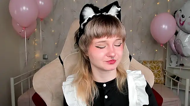 Tori Cutie online show from April 3, 12:19 am