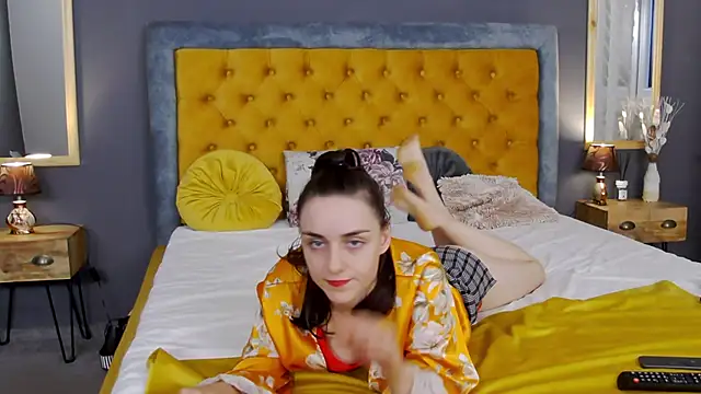 Snapshot of Jessica_White_ chatting on October 17, 4:48 am Jessica White online show from October 17, 4:48 am