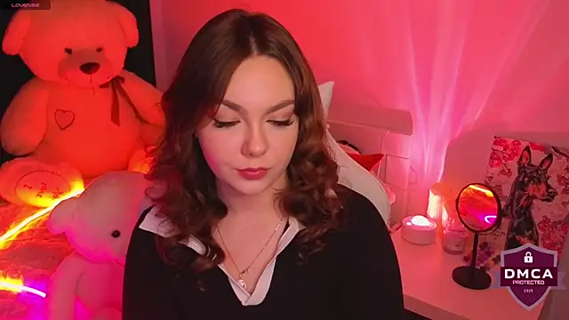 ApheliaDream  online show from November 2, 3:04 pm