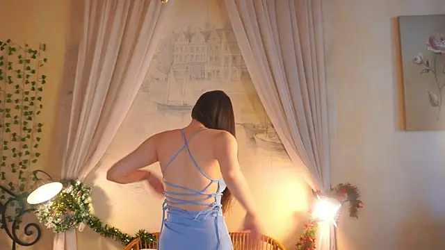 EvaDowe online show from February 18, 4:55 am