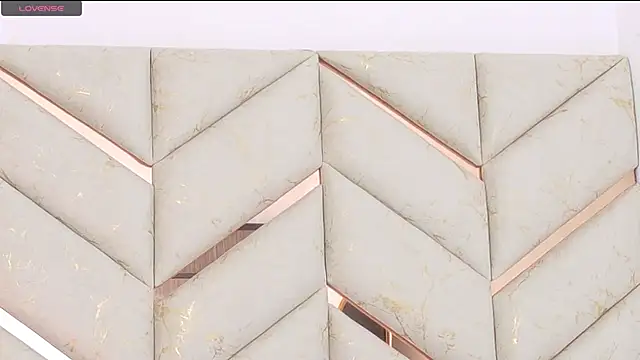 AlanaDoll online show from November 8, 4:45 pm