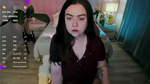 ashton heidii online show from April 6, 12:21 am