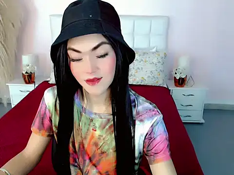 nathalialoes1 online show from October 15, 7:38 pm