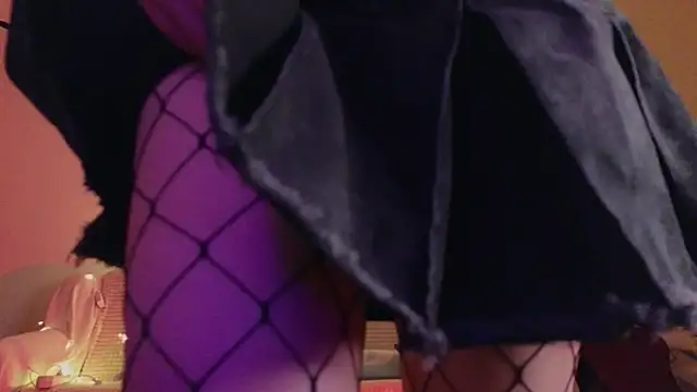 Pixxxis online show from November 25, 1:19 am